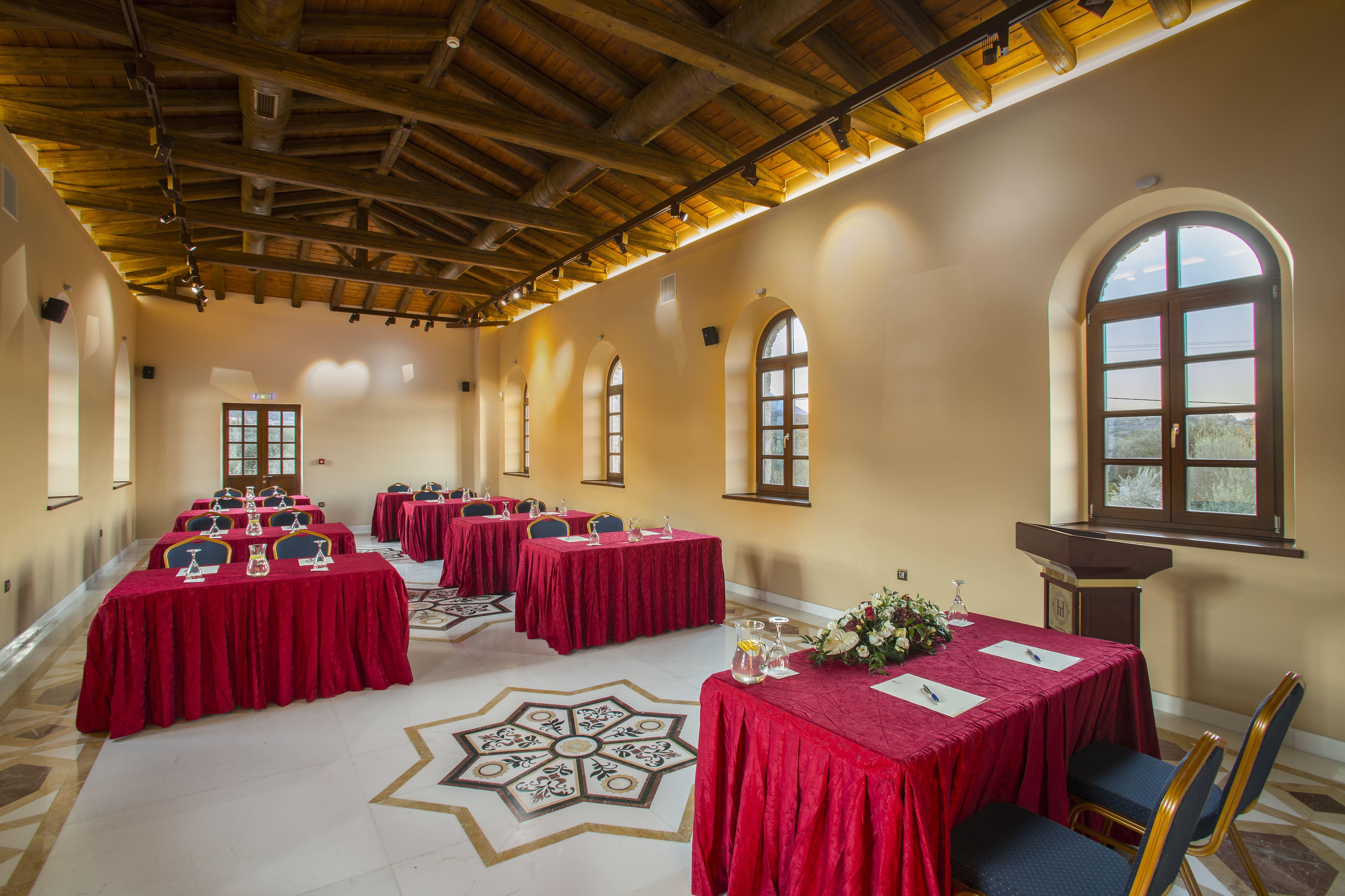 Mystras Grand Palace Resort & Spa 외부 사진